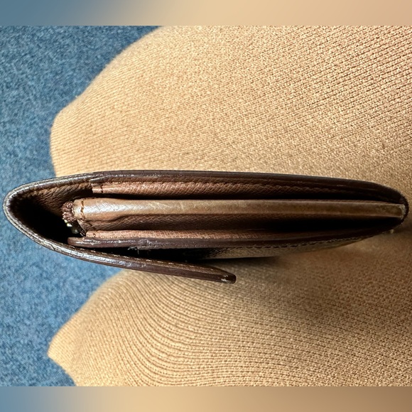 COPY - LV Sarah wallet authentic - Picture 14 of 16